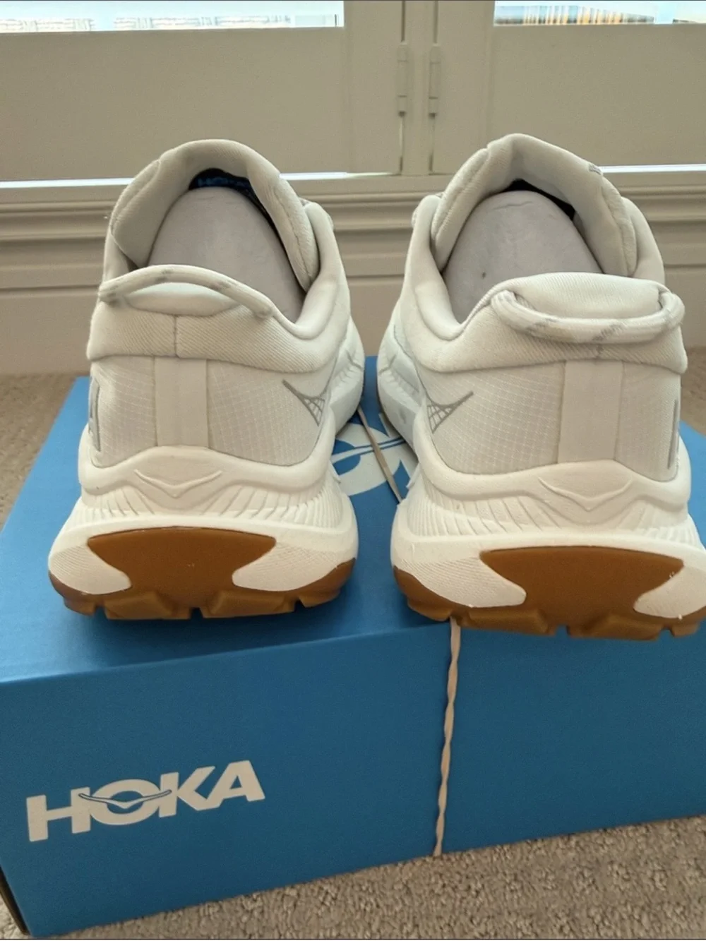 Hoka White Transport with Quick-Pull Lacing